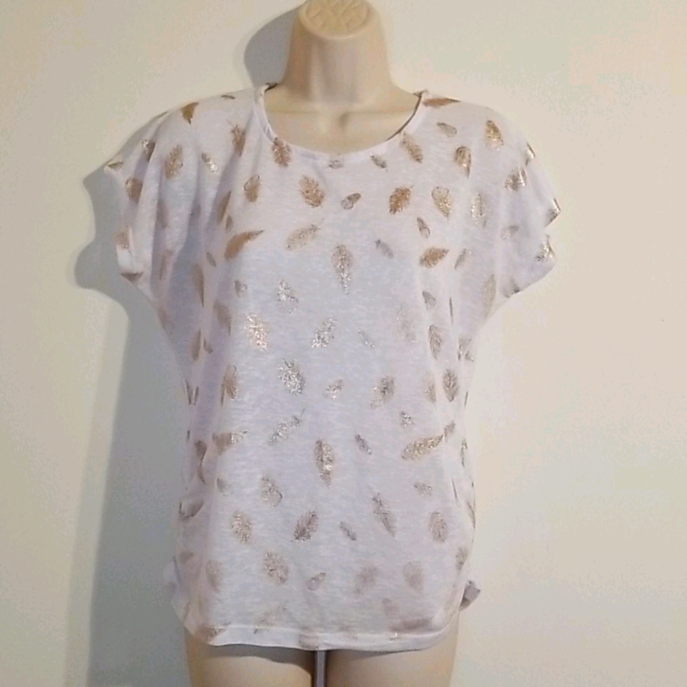 Love by Chesley women's white& gold leaves blouse
